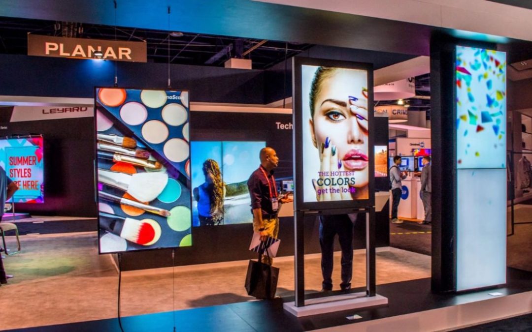 Como o Digital Signage atrai clientes em centros comerciais