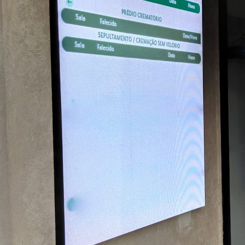 Painel de LED P4.0 outdoor exibindo agenda digital de servicos em Sao Bernardo do Campo/SP