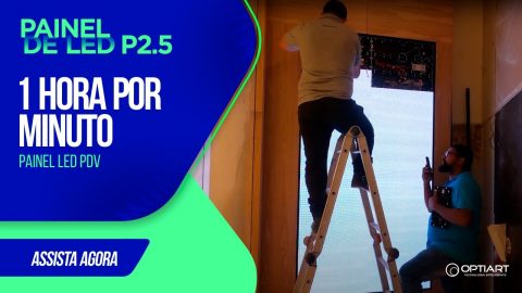 Painel de LED P2.5 em PDV — instalação Optiart em timelapse