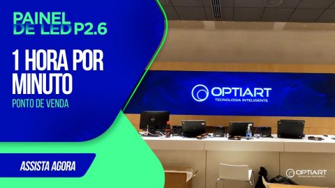 Painel de LED P2.6 em ponto de venda — instalação Optiart em timelapse